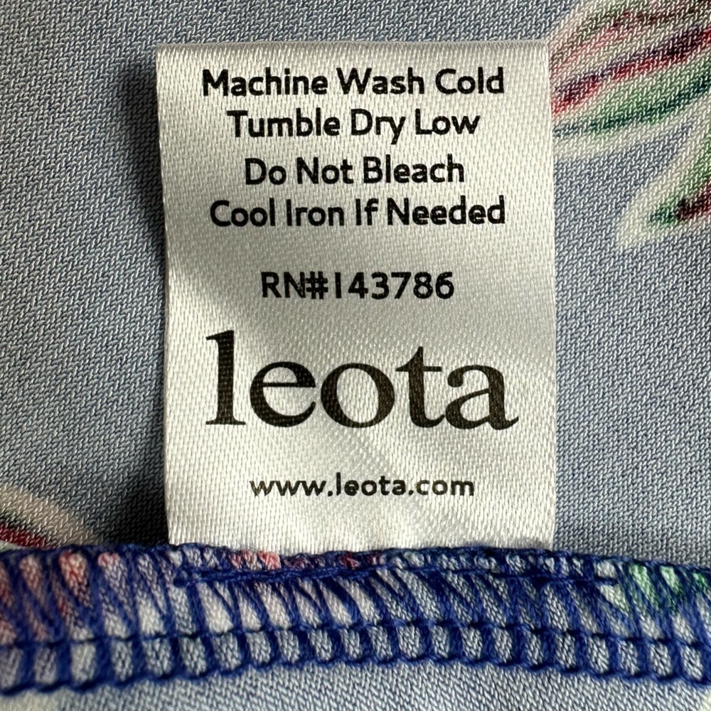 NWOT LEOTA The Perfect Wrap midi dress blue colorful floral women’s size small - Picture 7 of 9